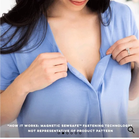 Magnetic Me Women's Blue Flower Pajama Set - Picture 2 of 5